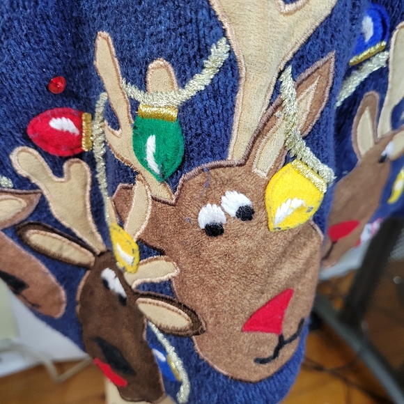 Tiara International Christmas Collection 2004 Reindeer Sweater Size M - Picture 5 of 10